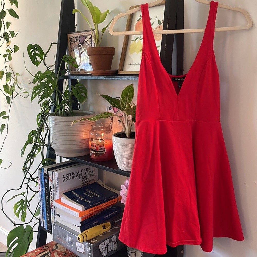 Red V neck  express dress with built-in shorts